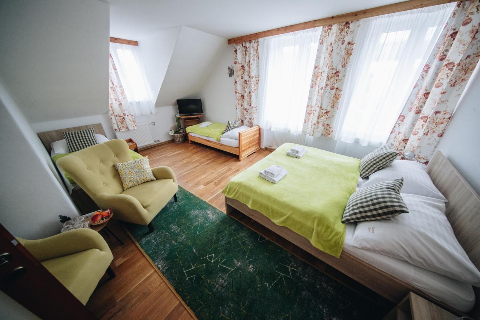 Wellness Penzion Zora Family Tatranská Lomnica Eksteriør bilde