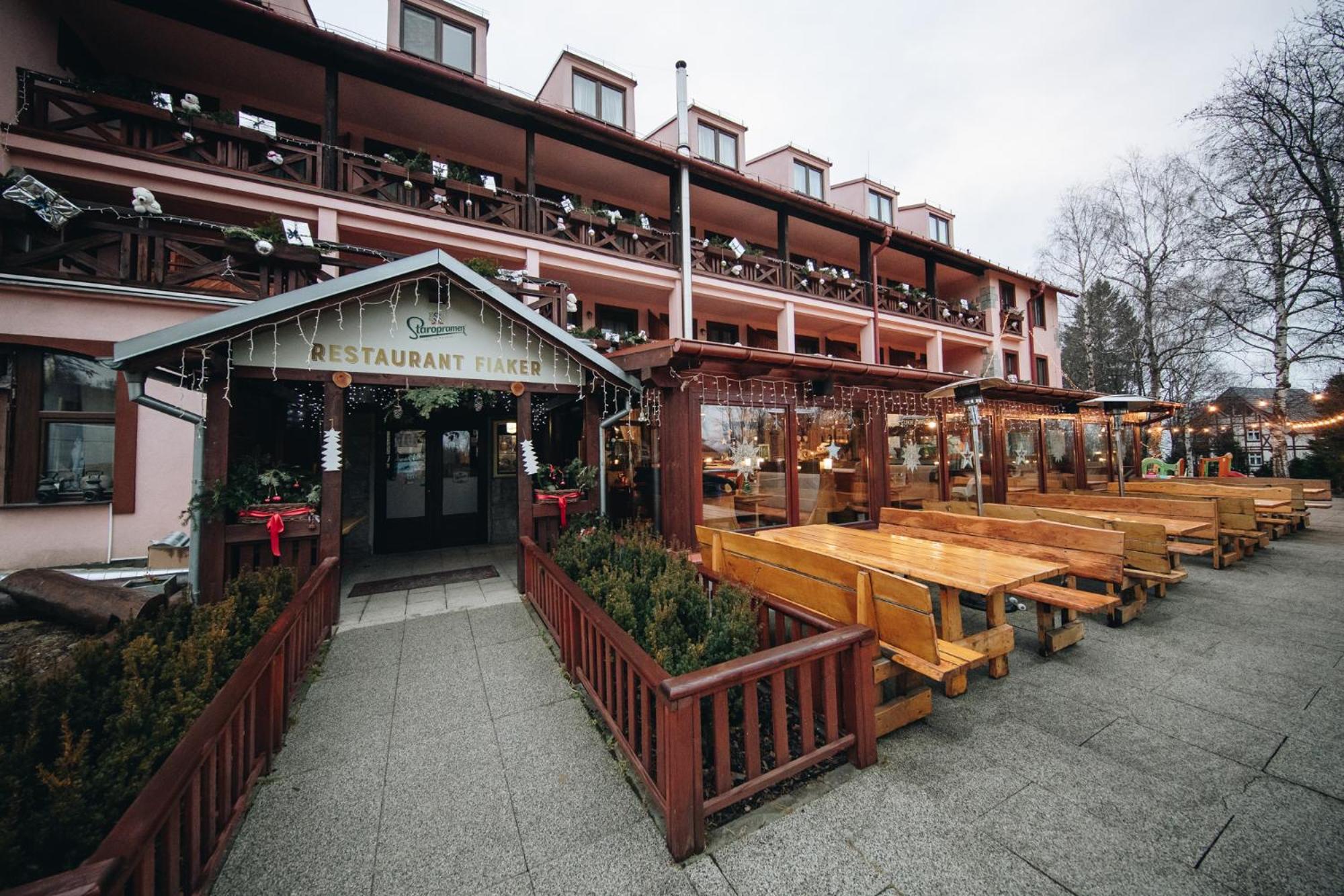 Wellness Penzion Zora Family Tatranská Lomnica Eksteriør bilde